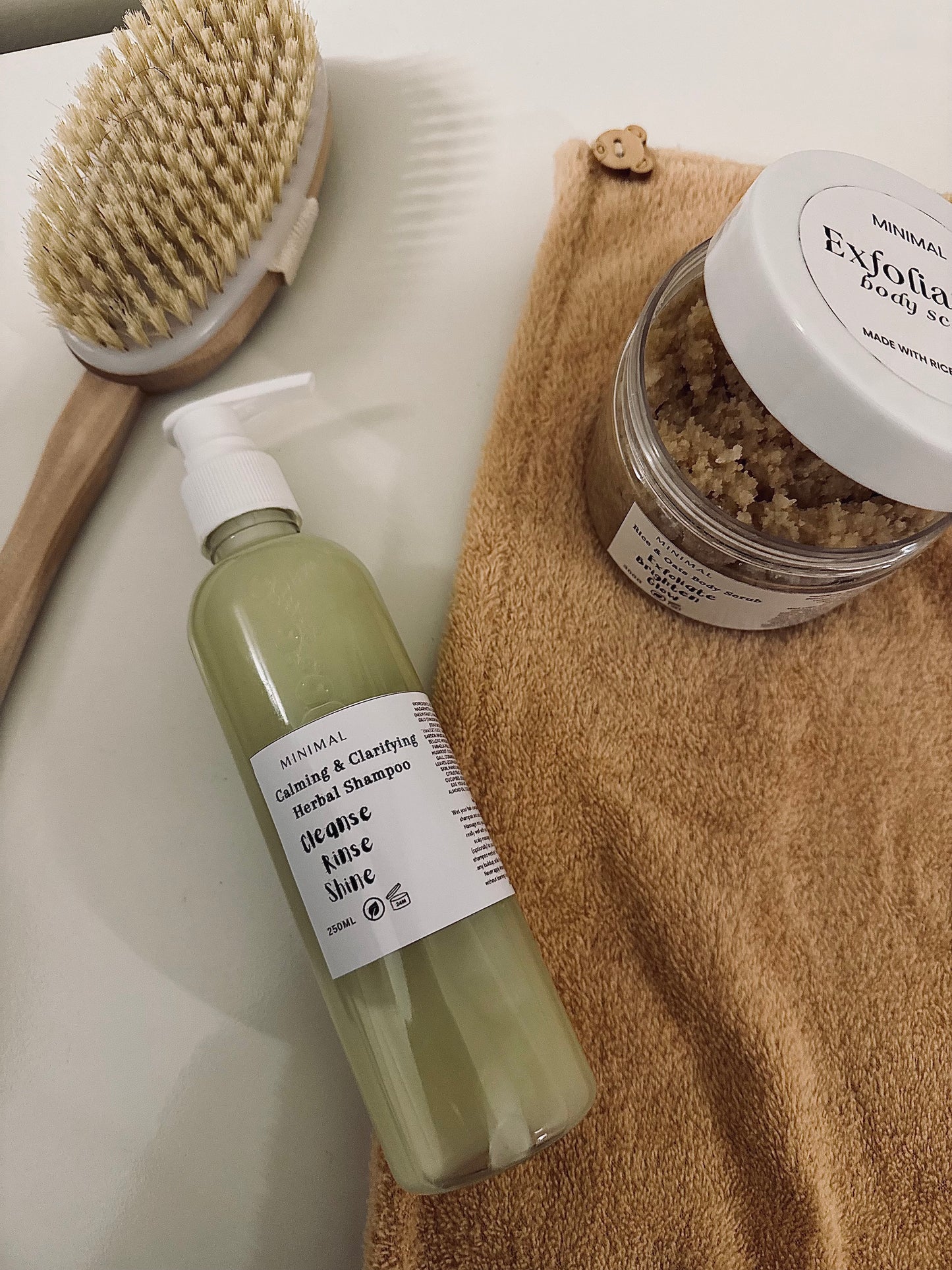 Roots & Ritual Herbal Shampoo